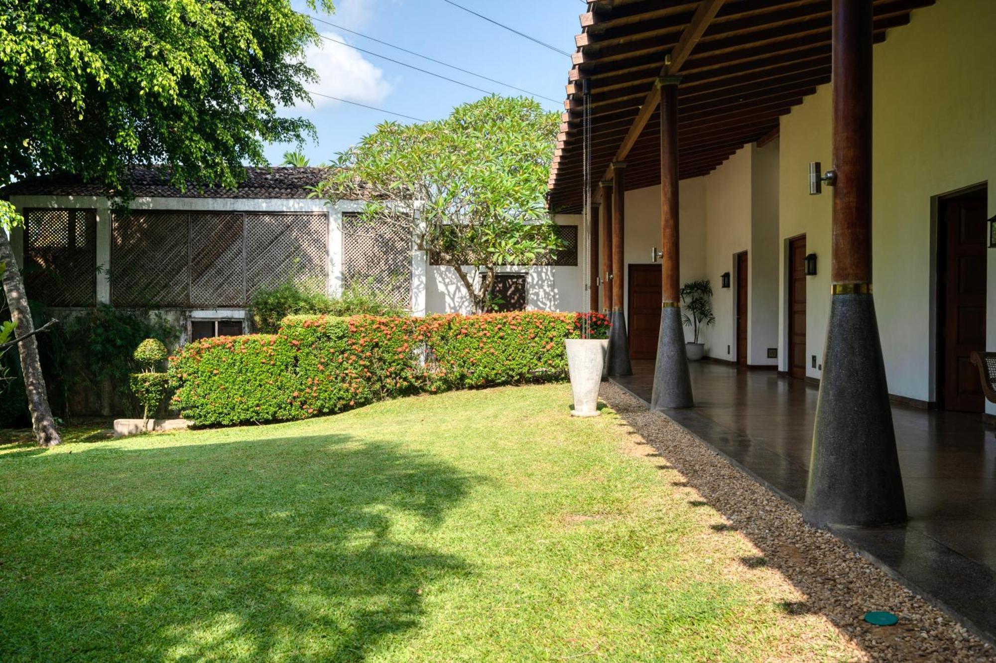 Wallawwa Katunayaka Ngoại thất bức ảnh
